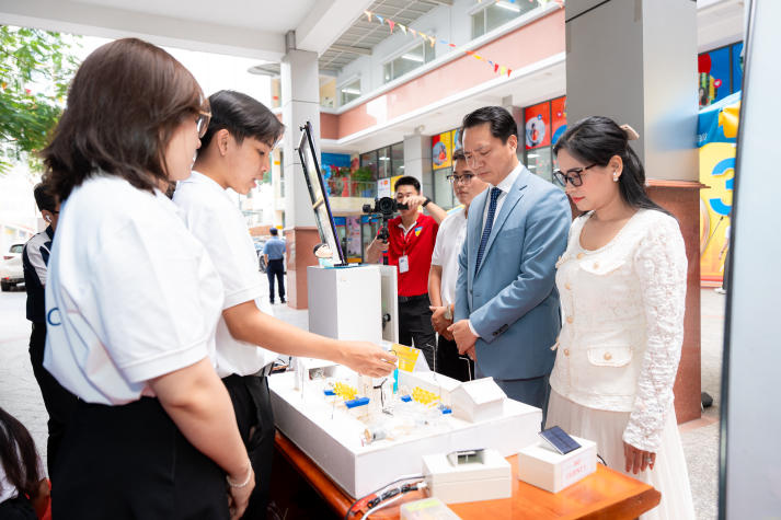 Dự án thật - Trải nghiệm thật: Sinh viên HUTECH trưởng thành qua loạt hoạt động thực chiến 146