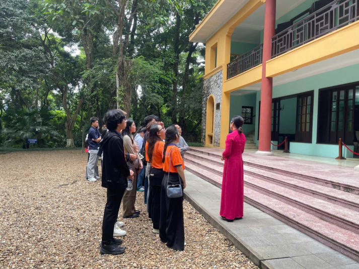 Trải nghiệm thực tế tại Hà Nội, sinh viên ngành Quan hệ quốc tế nuôi dưỡng bản lĩnh và tầm nhìn toàn cầu 27