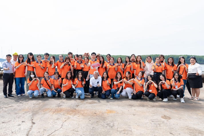 Sinh viên Khoa Trung Quốc học tham quan thực tế Công ty Cổ phần Hữu hạn Vedan Việt Nam 71