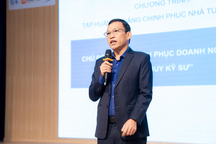 Sinh viên Viện Kỹ thuật “giải mã” kỹ năng chinh phục nhà tuyển dụng, tự tin thiết kế tương lai 25