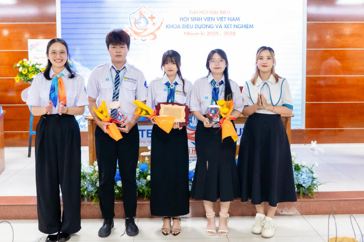 Đại hội Đại biểu Liên Chi hội Khoa Điều dưỡng và Xét nghiệm: Thắp sáng tinh thần tiên phong trong phong trào sinh viên khối ngành sức khỏe 211