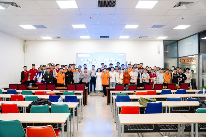 Viện Kỹ thuật "tiếp lửa" cho các kỹ sư tương lai trước thềm bảo vệ đồ án tốt nghiệp 73