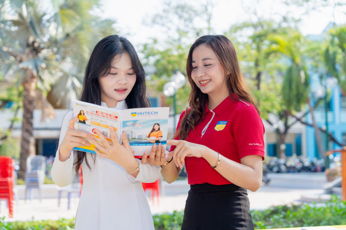 HUTECH Scholarship Tour 2026: Lan tỏa học bổng từ miền Trung đến miền Tây, tiếp sức sĩ tử vững tin chọn ngành 39