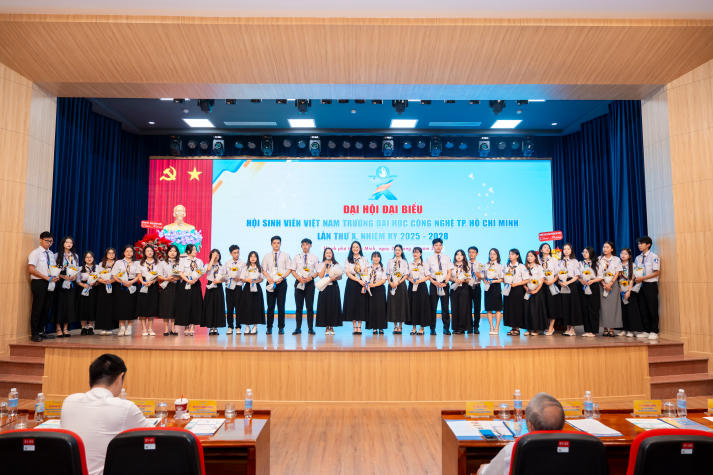 Đại hội đại biểu Hội Sinh viên Việt Nam HUTECH lần thứ X: Sẵn sàng hành trình "Xây dựng ước mơ - khát vọng - làm chủ" 101