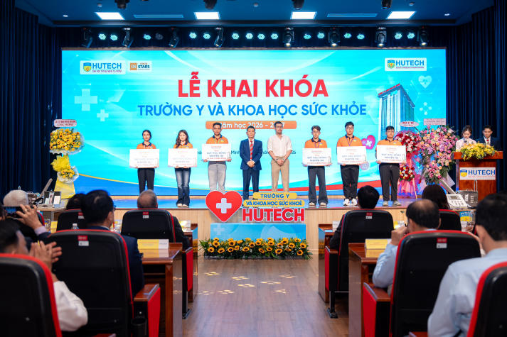 Trường Y và Khoa học Sức khỏe HUTECH khai khóa năm 2026 với “lời cam kết đầu tiên” về tri thức và y đức 65
