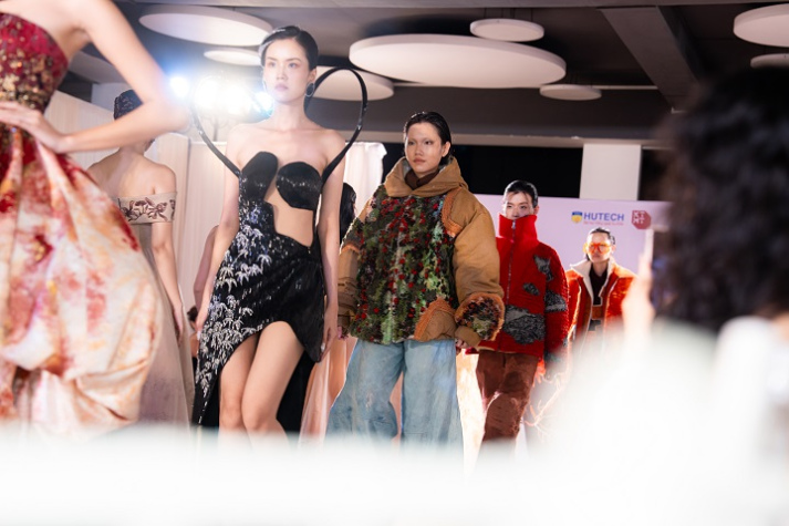 [Hướng nghiệp 2026] Thiết kế thời trang - Khi sáng tạo chạm đến phong cách sống 37