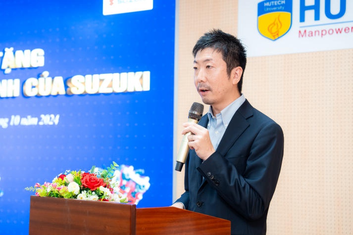 HUTECH signs MoU with Vietnam Suzuki and receives donation of two-wheeled vehicle engines 27