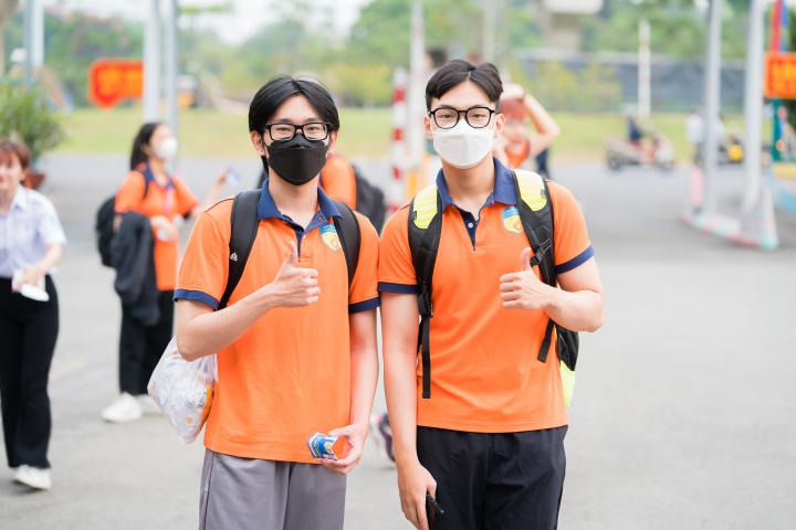 Hội trại AMAZING HUTECH 2023 chính thức khai mạc, sinh viên bật mood “chơi hết sức, quẩy hết mình” 131