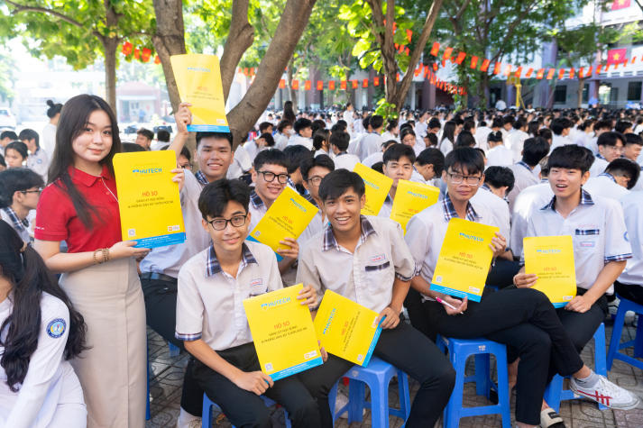 HUTECH Scholarship Tour 2026: Hành trình “Nhận học bổng – Chạm tương lai” sẵn sàng khởi động vào 13/4 tới 69