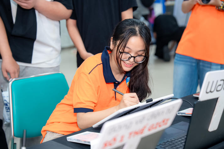 [Ảnh] Rộn ràng chuỗi hoạt động chào tuổi mới, lan tỏa khí thế và khát vọng vươn xa 175