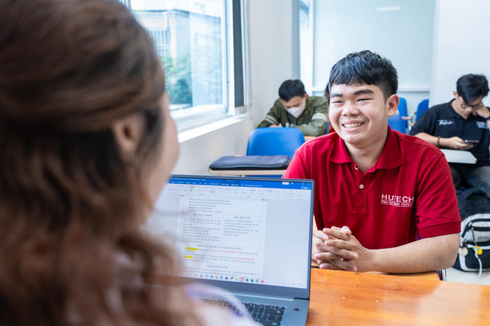 Hoàn tất phỏng vấn tuyển quân Mùa hè xanh HUTECH 2025, sẵn sàng cho ngày ra quân 50