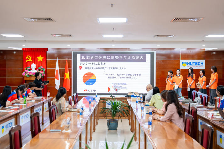 HUTECH and Hosei University students wrap up international research and exchange activities 28