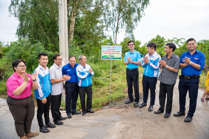 Mùa hè xanh HUTECH 2024 khánh thành 4 công trình trọng điểm tại mặt trận tỉnh Bến Tre và Đồng Tháp 157