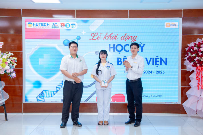 [Video] Lễ khởi động học kỳ bệnh viện: Dấu mốc khởi đầu hành trình thực tập của sinh viên Khoa Điều và Xét nghiệm HUTECH 126