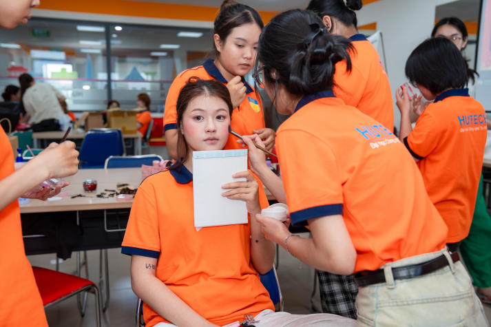 [Hướng nghiệp 2026] Học cùng chuyên gia, sinh viên Công nghệ thẩm mỹ “bỏ túi” bí quyết vững nghề 53