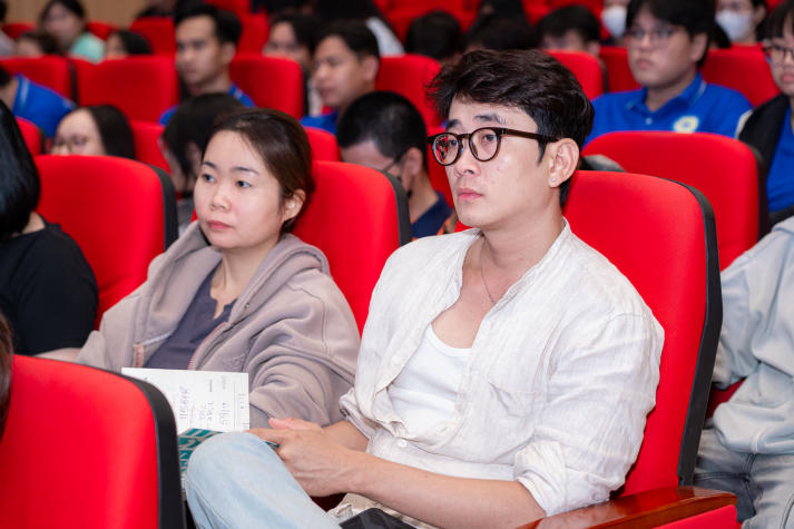 Sinh viên Khoa Thú y chuẩn hóa tư duy chẩn đoán và vận hành phòng khám 56