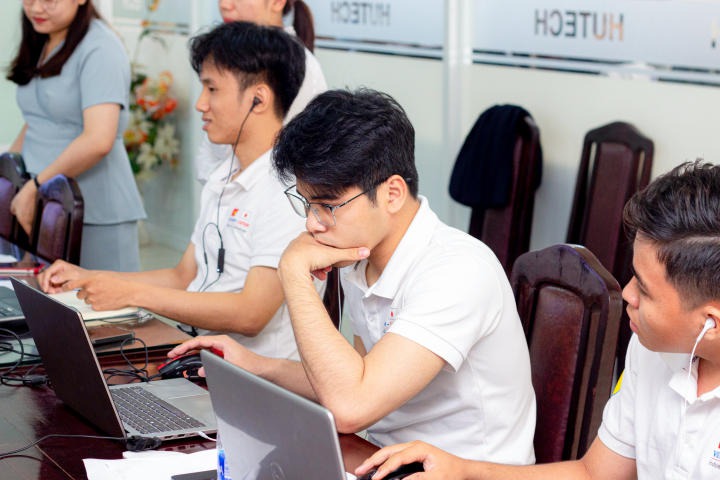 Sinh viên VJIT hào hứng với Workshop Quốc tế “Sri’s Introduction To Innovation” 30