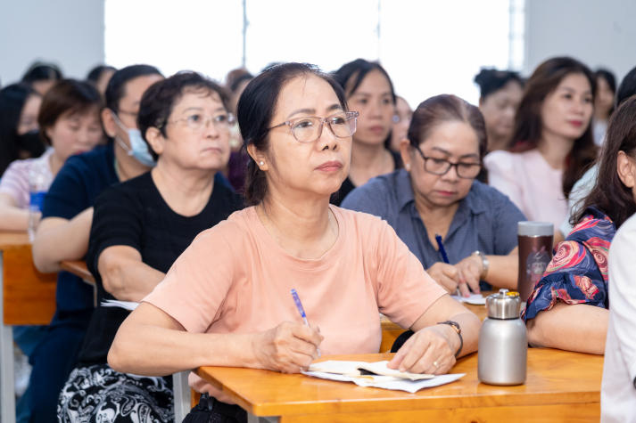 HUTECH chuẩn hóa nghiệp vụ coi thi, sẵn sàng cho kỳ thi học kỳ I năm học 2026-2027 9