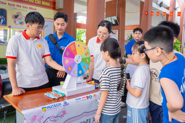Tuổi trẻ VJIT “khuấy động” mùa hè cho thiếu nhi tại Ngày hội Tuổi thơ 2026 53