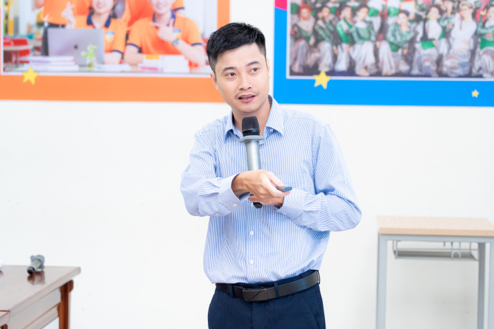 Sinh viên Công nghệ thông tin tìm hiểu yêu cầu mới của nghề BA và DBA thời AI 40