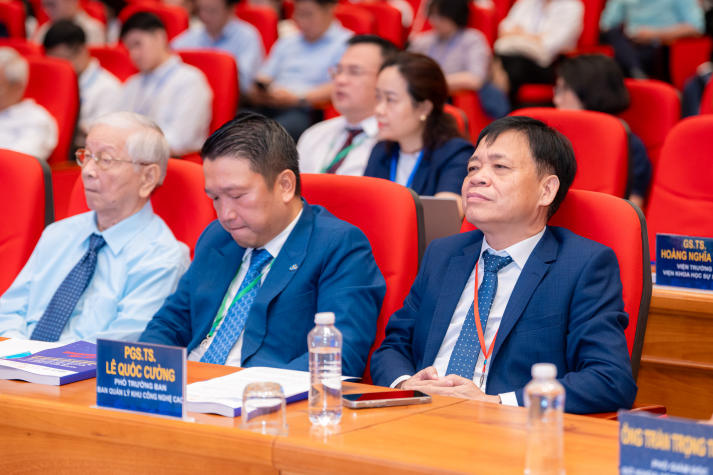 HUTECH cùng SHTP kiến tạo hệ sinh thái công nghệ chiến lược thúc đẩy chuyển đổi kép số - xanh 123