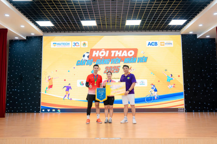 [Hội thao CB-GV-NV HUTECH 2025]: Bùng nổ Pickleball mùa đầu tiên với chiến thắng thuộc về TT.GDCT-QP - TT.GDTC 137
