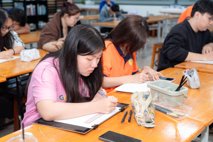 “Draw your dream” - Vẽ ước mơ, mở hành trình cùng tân sinh viên Khoa Kiến trúc - Xây dựng 63