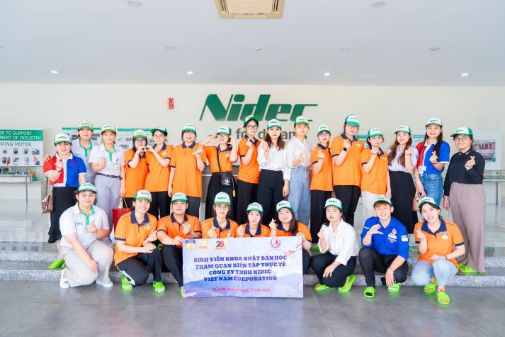 [Video] ​Sinh viên Khoa Nhật Bản học HUTECH tham quan kiến tập tại Công ty TNHH Nidec Advanced Motor Việt Nam 85