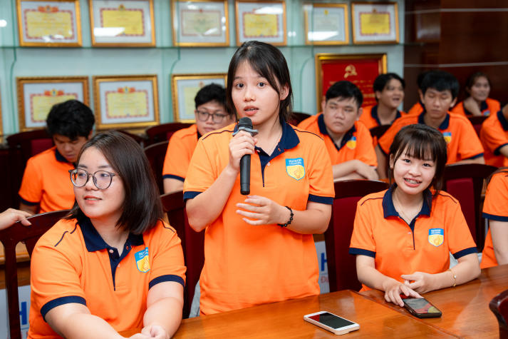Tân sinh viên VKIT “bỏ túi” bí quyết chinh phục kỹ năng làm việc nhóm 56