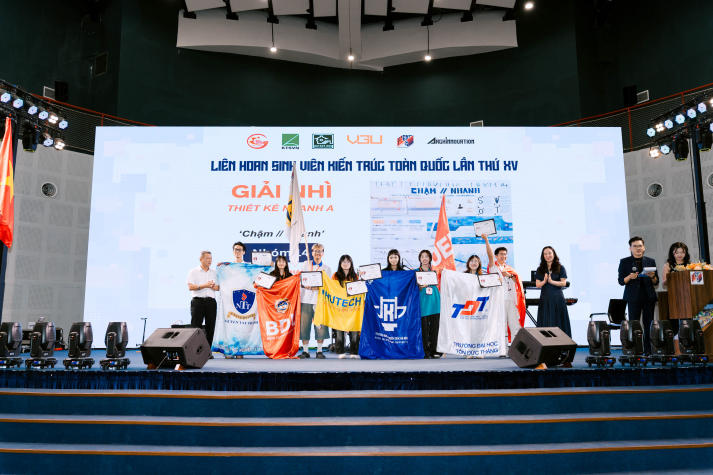 Sinh viên HUTECH xuất sắc giành 9 giải thưởng tại Liên hoan Sinh viên Kiến trúc toàn quốc 2026 66