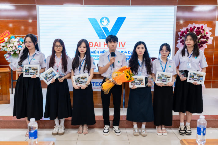 Đại hội Liên Chi hội Khoa Dược: Khởi động nhiệm kỳ mới với quyết tâm cao độ 190