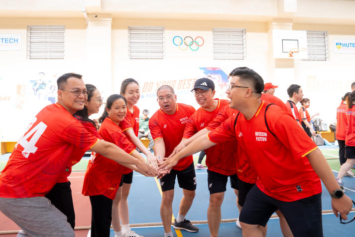 [Video] [Hội thao CB-GV-NV HUTECH 2025]: Khép lại mùa giải với những chiến thắng rực rỡ và tinh thần gắn kết 29