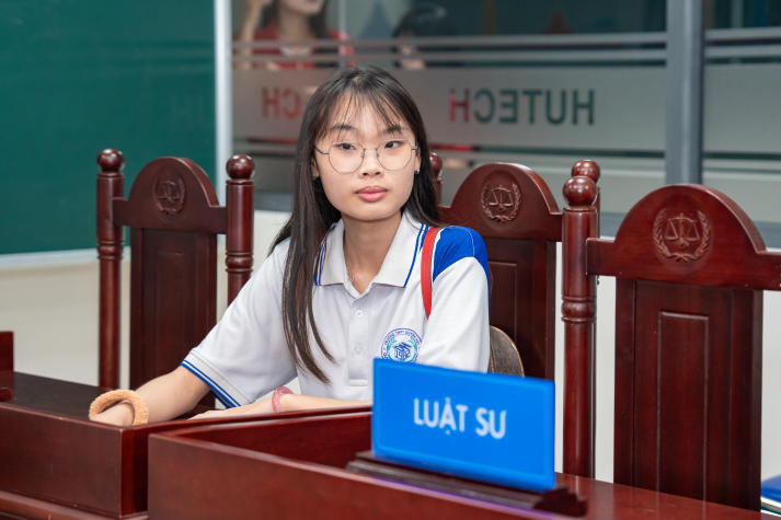 Vi vu HUTECH, đoàn học sinh tỉnh Trà Vinh khám phá “Đại học GenZ” 39