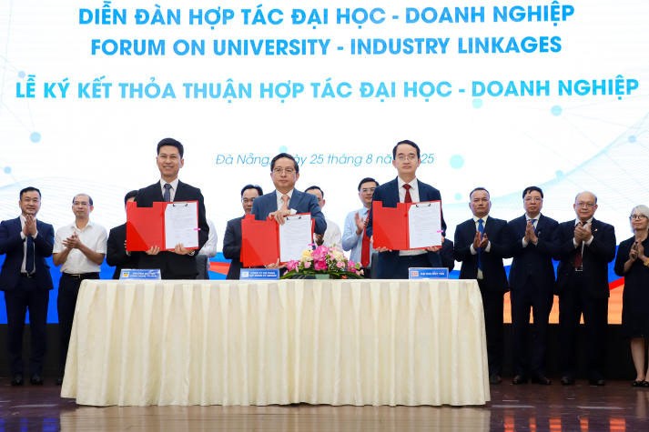 HUTECH tham dự Diễn đàn hợp tác đại học - doanh nghiệp 2025, ký kết cùng Mitsubishi Electric và CT Group 30