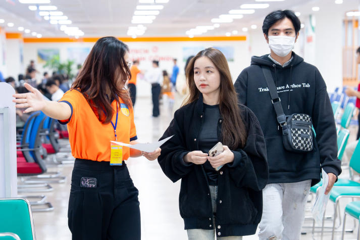 HUTECH tặng ưu đãi 5 triệu đồng cho 1.000 thí sinh nhập học sớm nhất 27