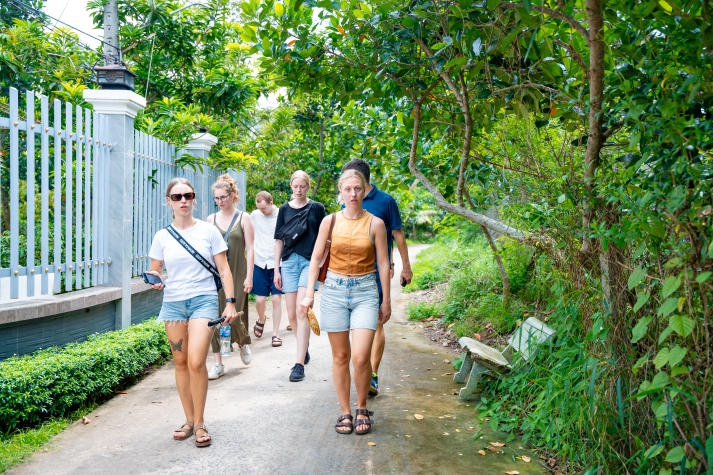 [Video] Exciting Mekong Delta adventure with students from Denmark, Germany, the Netherlands, and HUTECH 125