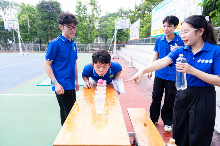 Tân sinh viên Khoa Thú y khám phá 7 định hướng đào tạo, mở lối phát triển nghề nghiệp 70