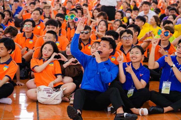 Hội trại AMAZING HUTECH 2023 chính thức khai mạc, sinh viên bật mood “chơi hết sức, quẩy hết mình” 106