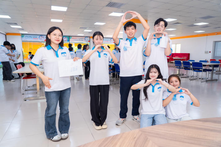 [Video] Lễ kết nghĩa Dược Khoa 2026: Chuyện học, chuyện nghề nối nhịp các thế hệ dược sĩ tương lai 134
