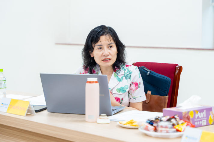 Bức tranh đa sắc về dạy và học tiếng Anh tại buổi bảo vệ luận văn/đề án Thạc sĩ ngành Ngôn ngữ Anh 8