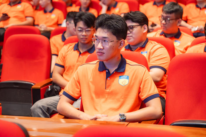 Tân sinh viên I-HUTECH định hình lộ trình tiếng Anh ngay từ những ngày đầu 63