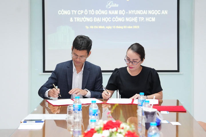 HUTECH signed a cooperation agreement with YouNet Group and Hyundai Ngoc An Company 103