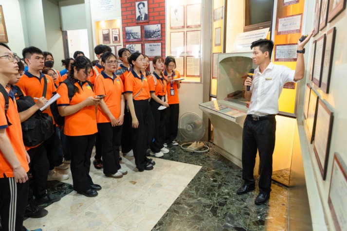 Sinh viên HUTECH sôi nổi tranh tài tại Bán kết Cuộc thi “Olympic tư tưởng Hồ Chí Minh lần thứ 2” do Khoa Luật tổ chức 101