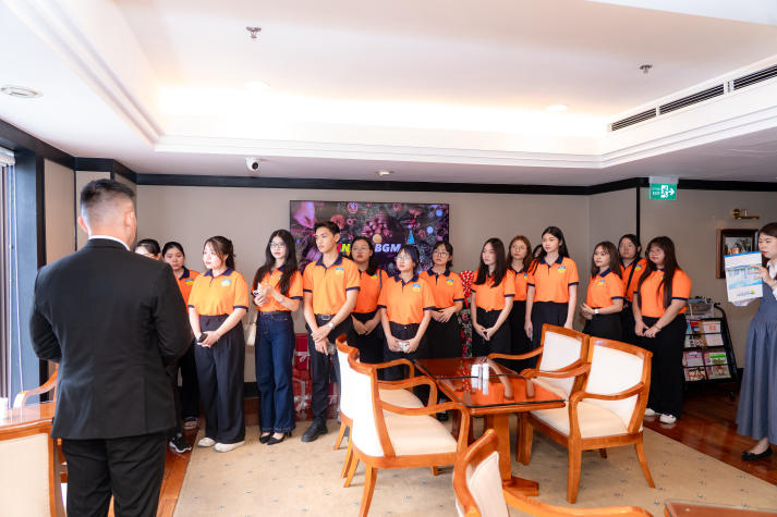 [Video] Sinh viên Khoa Tiếng Anh mở rộng góc nhìn nghề nghiệp tại Lotte Hotel Saigon 25