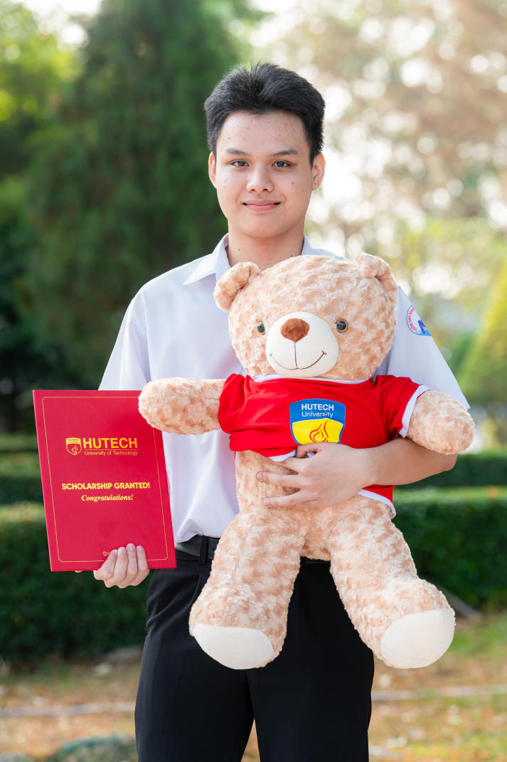 [Ảnh] HUTECH Scholarship Tour 2026 “phủ sóng” học bổng xuyên Việt,  tiếp sức sĩ tử chạm tương lai 71