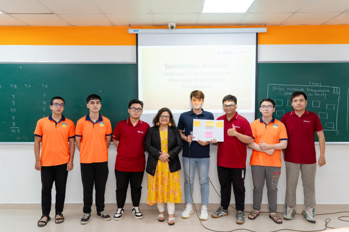 Sinh viên HUTECH mở rộng góc nhìn về giao thông bền vững cùng chuyên gia Ấn Độ 92