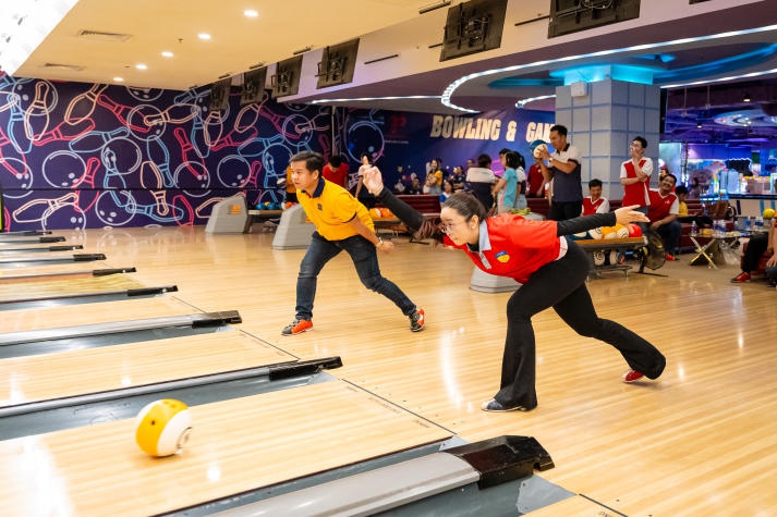 HUTECH giành cúp vô địch Giải Bowling khối thi đua số 4 năm học 2023-2024 46