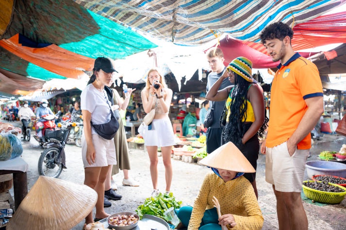 [Video] Exciting Mekong Delta adventure with students from Denmark, Germany, the Netherlands, and HUTECH 80