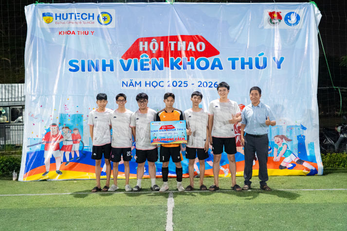 Bế mạc Hội thao Khoa Thú y năm học 2025-2026: Khép lại mùa giải sôi nổi, giàu tinh thần thể thao 76