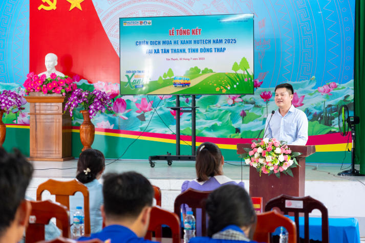 Mùa hè xanh HUTECH 2025 mặt trận Đồng Tháp: Hành trình trưởng thành, gắn kết và lan tỏa yêu thương 18